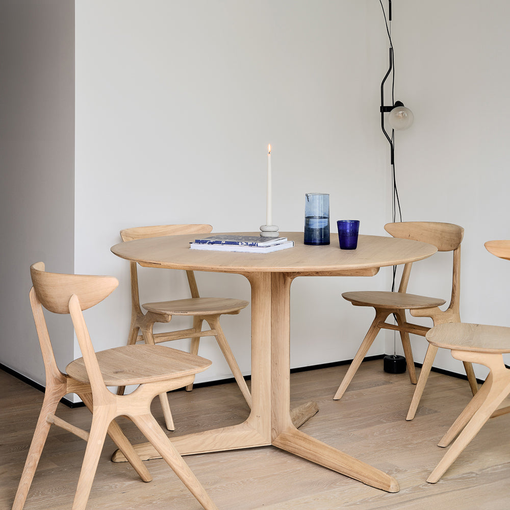 Corto Round Dining Table