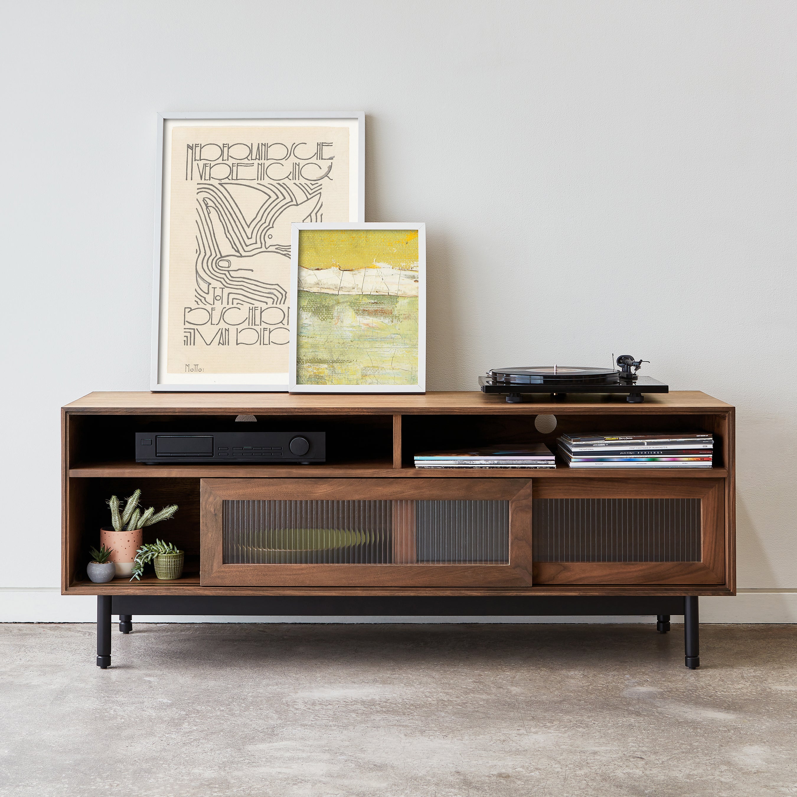 Munro Media Console