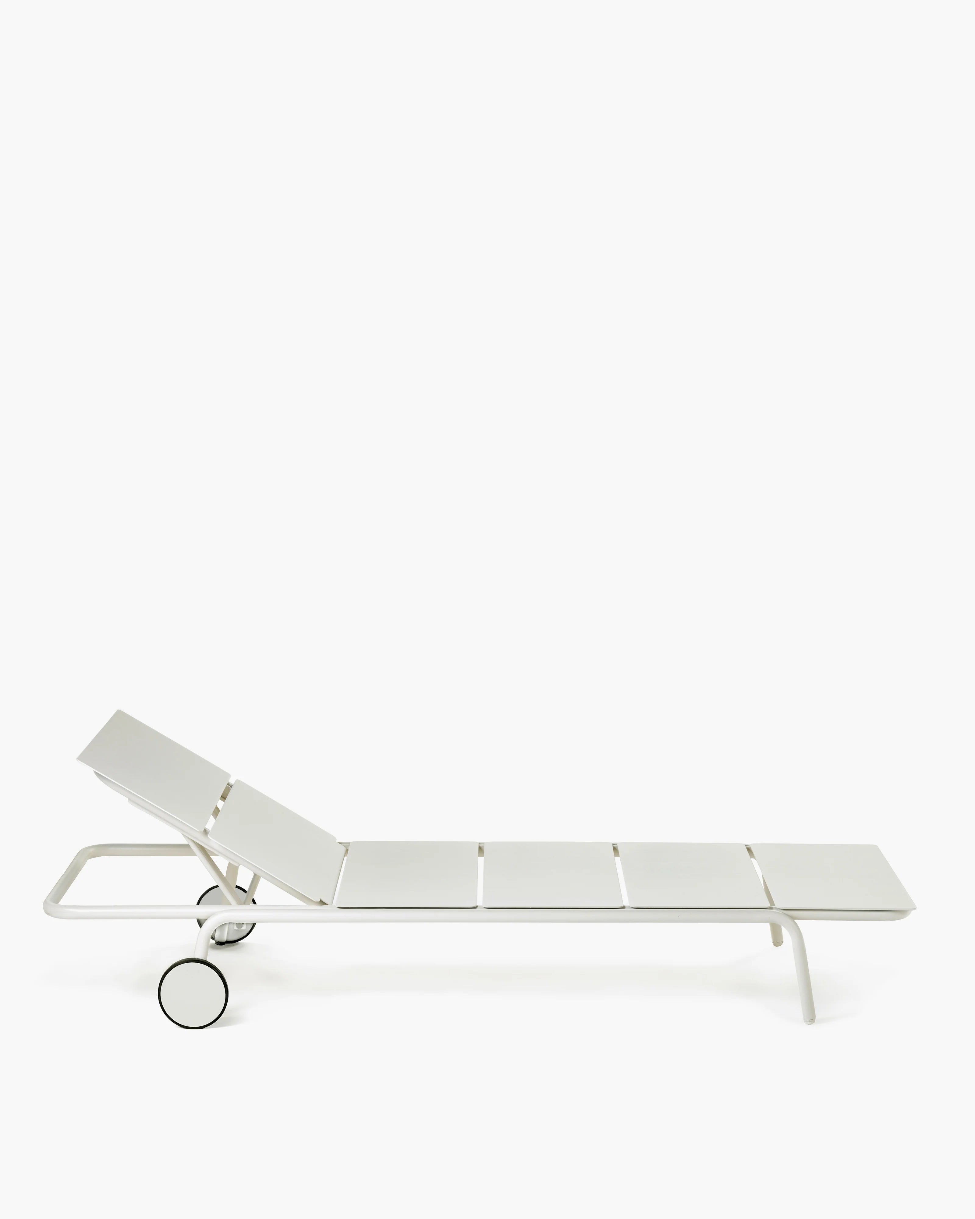 August Aluminum Sun Lounger