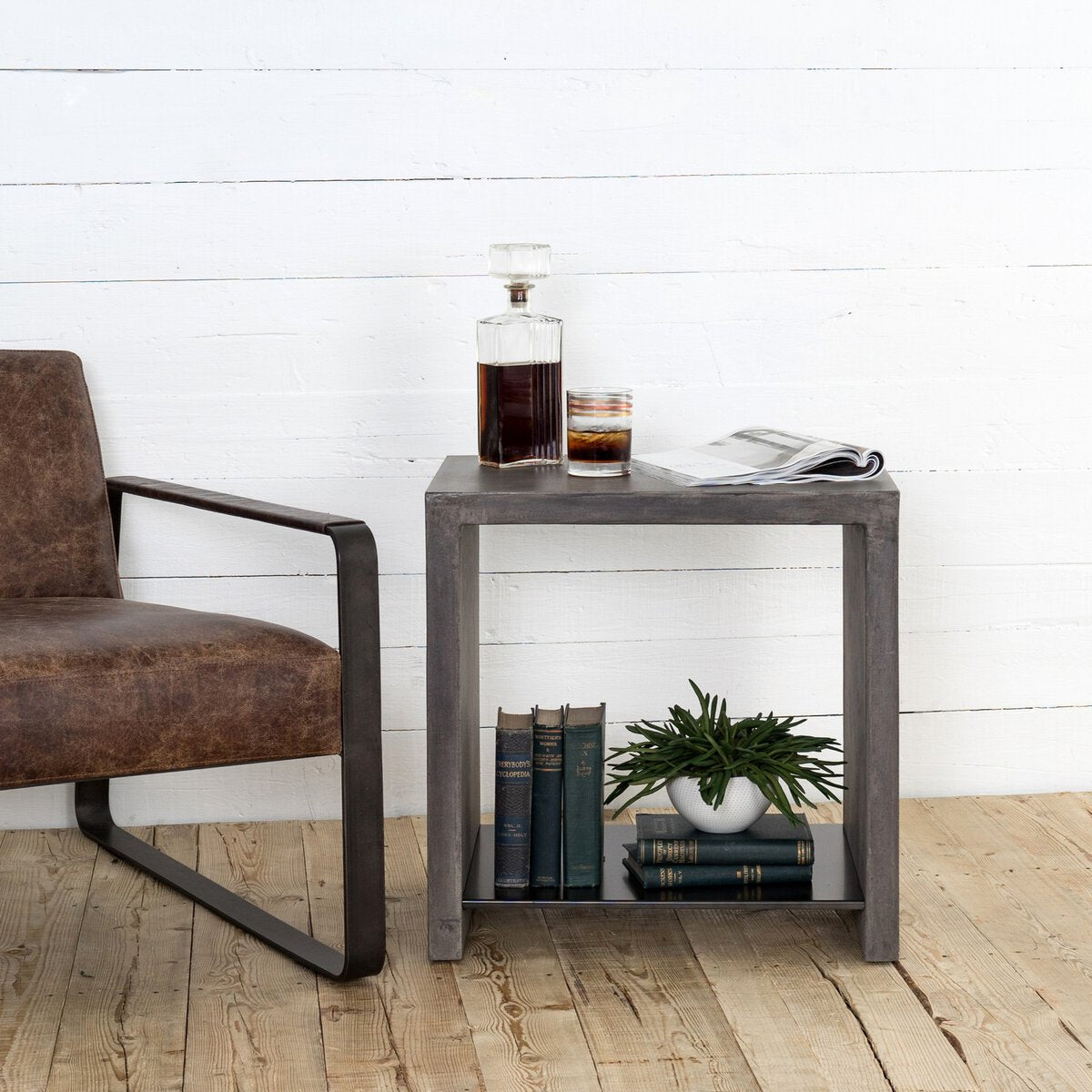 Hugo End Table