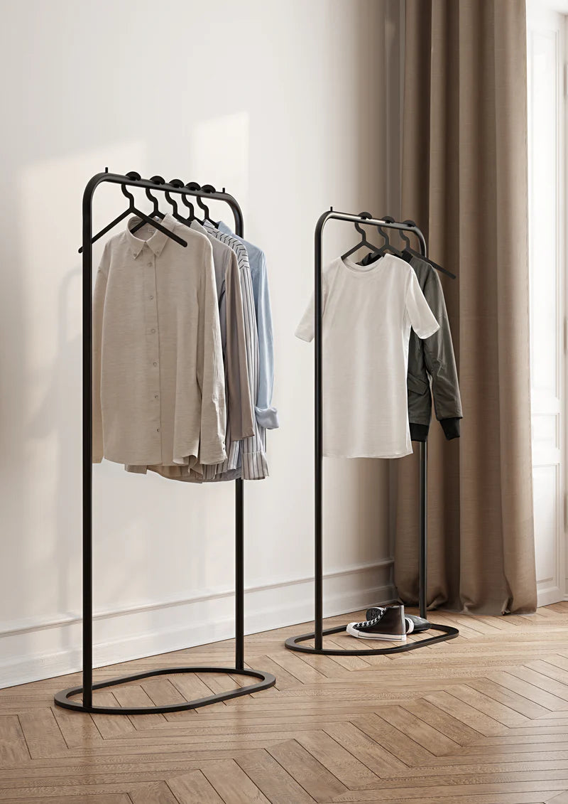 Illusion Hanger