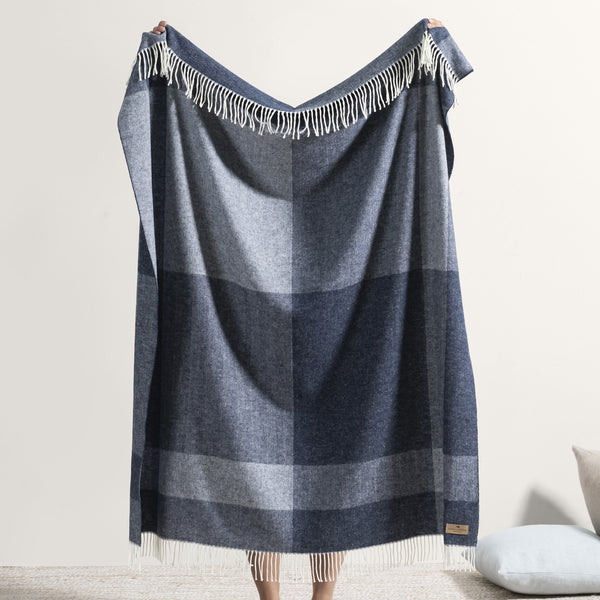 Hampton Plaid Herringbone Throw