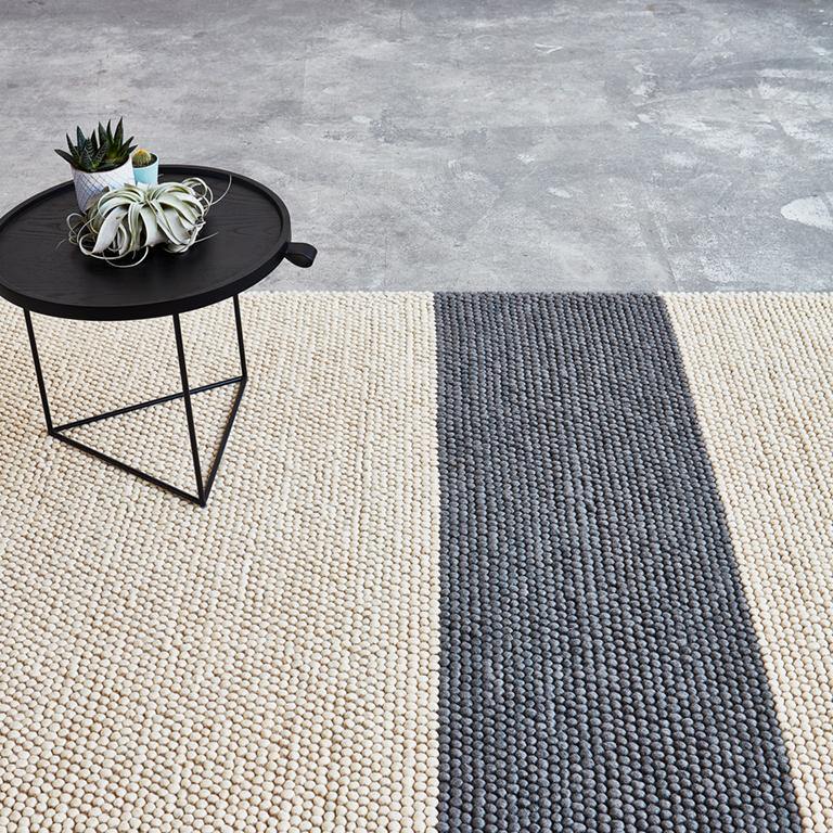 Gus Modern DECORATIVE - Bala Rug - Raven