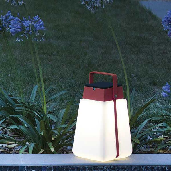 Les Jardins LIGHTING - Bump Solar Powered Outdoor LED Lantern - Medium