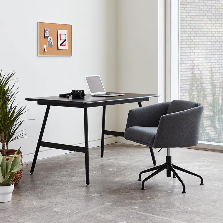 Gus Modern FURNITURE - Radius Task Chair