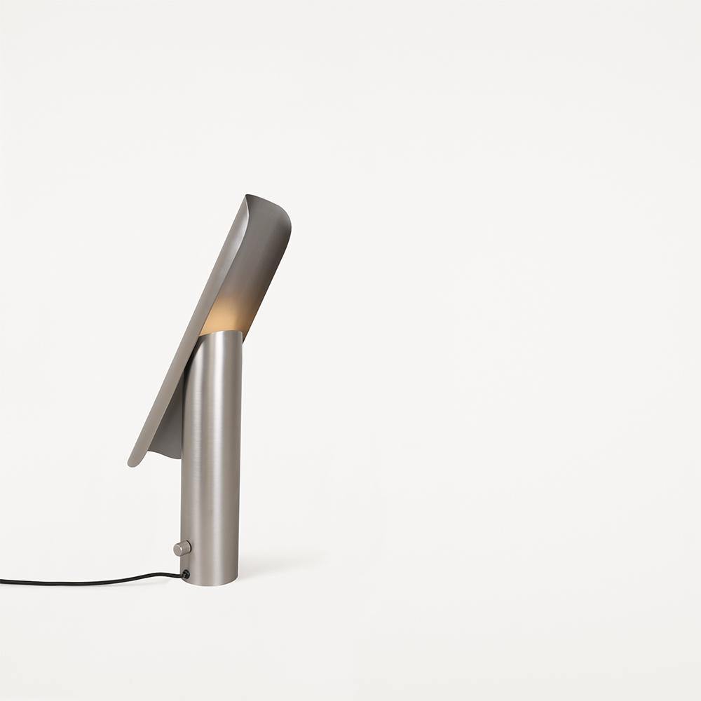 FRAMA LIGHTING - T-Lamp