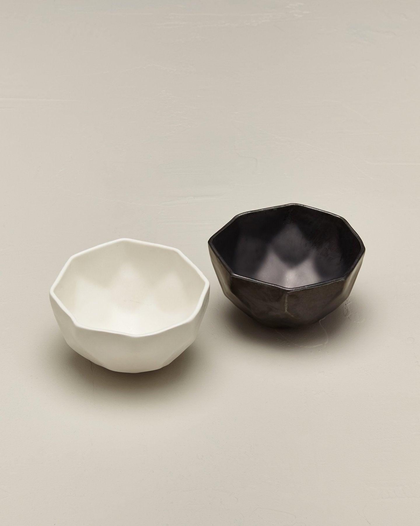 DBO Home TABLETOP - Battuto Dessert Bowl - Snowflake