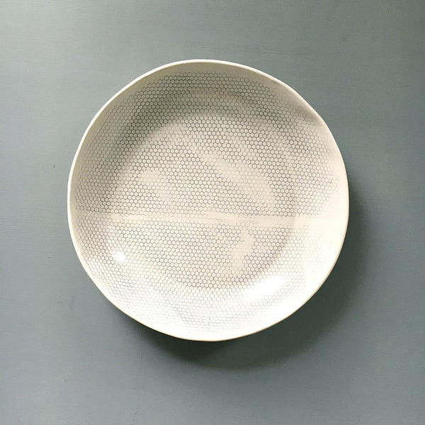 DBO Home TABLETOP - Honeycomb Large Serving Bowl