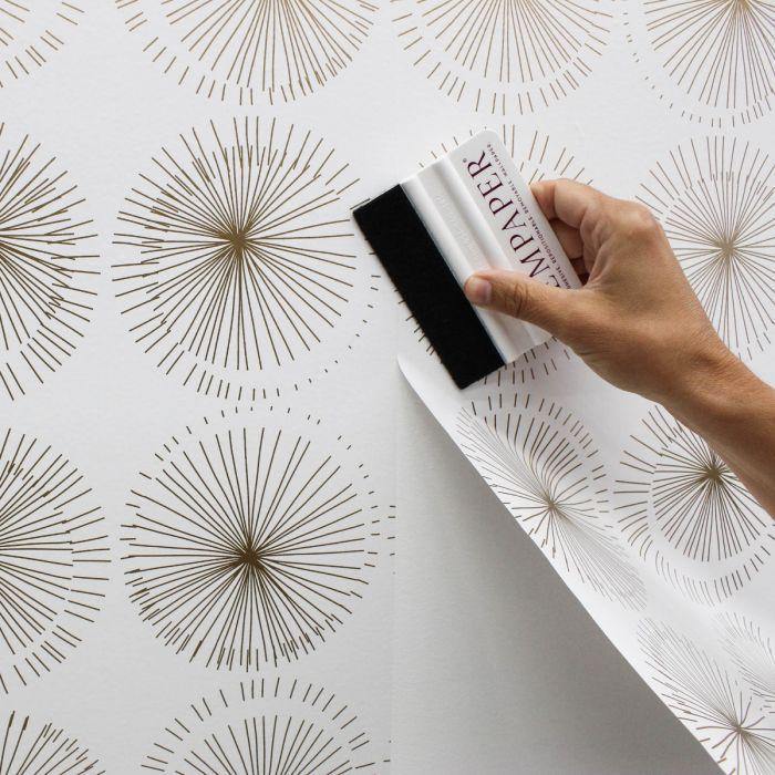 Tempaper Designs LIFESTYLE - Squeegee for Peel and Stick Wallpaper